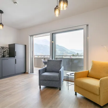 Top8top9top10 Apartment